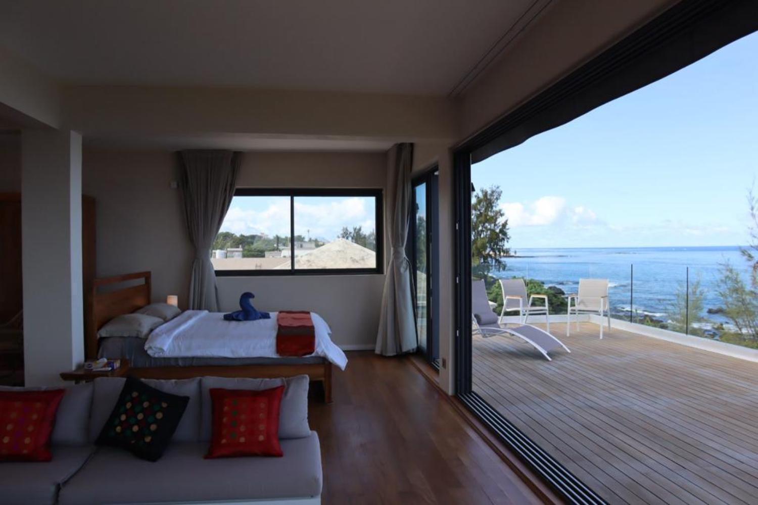 Apartamento Oceans Luxury Oceanfront Apart Sunset View With Pool Flic-en-Flacq Exterior foto