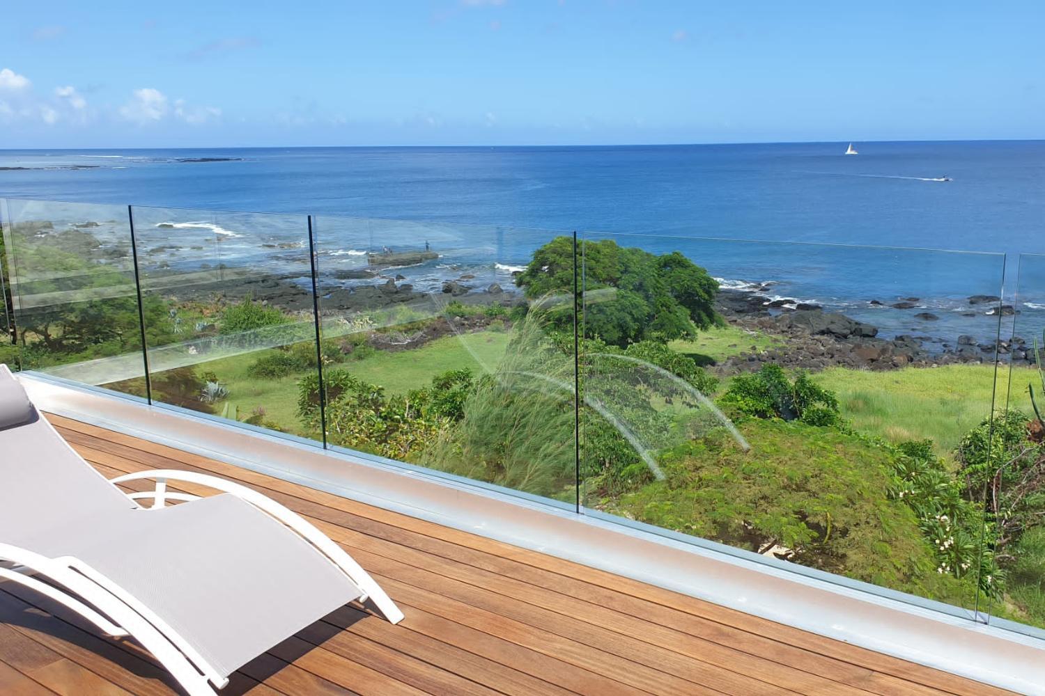 Apartamento Oceans Luxury Oceanfront Apart Sunset View With Pool Flic-en-Flacq Exterior foto