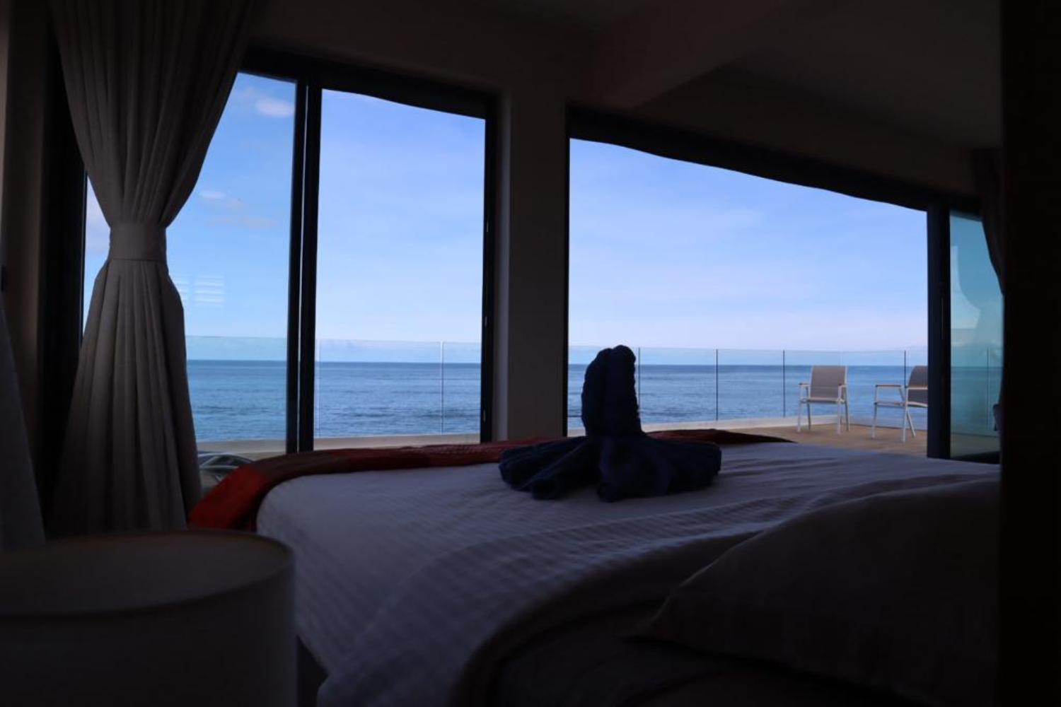 Apartamento Oceans Luxury Oceanfront Apart Sunset View With Pool Flic-en-Flacq Exterior foto